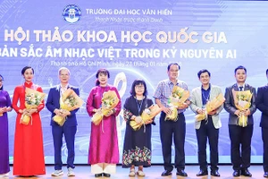 Các đại biểu nêu lên nhiều giải pháp xoay quanh việc phát triển bản sắc nhạc Việt trong kỷ nguyên AI.