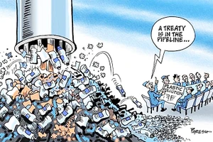 Biếm họa: PARESH NATH