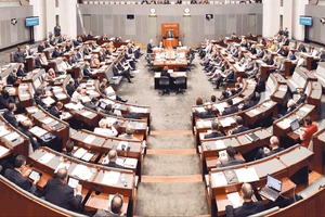 Thủ tướng Australia quyết định triệu tập Quốc hội họp trước thời hạn.