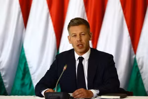 Thủ tướng Hungary Péter Magyar. (Ảnh: Xinhua)