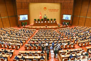 Quang cảnh phiên khai mạc kỳ họp thứ nhất, Quốc hội khóa XVI. (Ảnh: THỦY NGUYÊN)