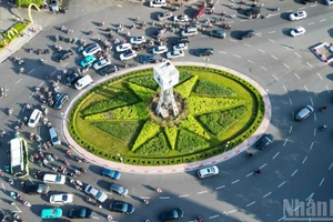 Vòng xoay Điện Biên Phủ, đang được đề xuất tháo gỡ.