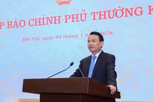 Bộ trưởng, Chủ nhiệm Văn phòng Chính phủ Đặng Xuân Phong chủ trì họp báo Chính phủ thường kỳ. (Ảnh: VGP/Nhật Bắc)