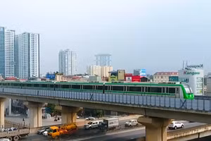 Tuyến đường sắt Cát Linh-Hà Đông là tuyến đường sắt đô thị đầu tiên của Việt Nam được đưa vào khai thác.