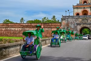 Grab Xích Lô đã mang đến cơ hội có thêm thu nhập cho nhiều bác tài nhờ “lên app”.