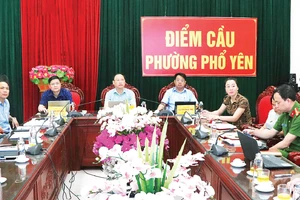 Cán bộ phường Phổ Yên (Thái Nguyên) tham gia lớp trực tuyến bồi dưỡng, cập nhật kiến thức, kỹ năng cho cán bộ lãnh đạo, quản lý xã, phường, đặc khu do Học viện Chính trị quốc gia Hồ Chí Minh tổ chức tháng 9/2025.