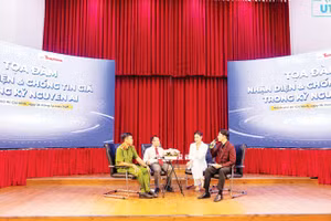 Tọa đàm “Nhận diện & chống tin giả trong kỷ nguyên AI” tại Trường đại học Giao thông vận tải Thành phố Hồ Chí Minh. (Ảnh: Ban tổ chức)