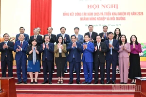 Thủ tướng Phạm Minh Chính và các đại biểu tham dự hội nghị.