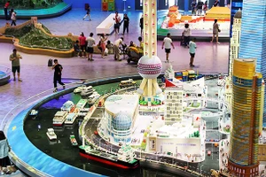 Công viên lego lớn nhất thế giới