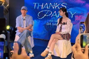 Park Sungwoong và The Nation trong những ngày dự Liên hoan phim ở Đà Nẵng.