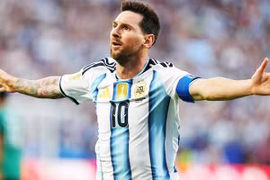 Vẫn là Messi