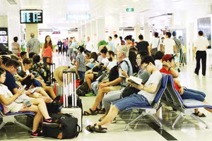Thống kê trong 5 tháng đầu năm của các hãng hàng không Việt Nam có 2.614 chuyến bị chậm, chiếm 12,9% tổng số chuyến khai thác. Ảnh: K.MINH