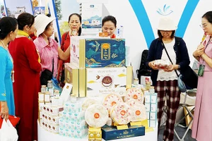 Lượng lớn nông sản thực phẩm của Việt Nam đạt tiêu chuẩn vệ sinh ATTP phù hợp với chứng nhận Halal. Ảnh: NAM HẢI