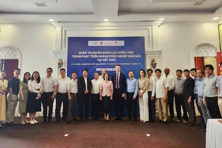 Hội thảo quốc tế “Quản trị nguồn nhân lực chiến lược trong phát triển ngành công nghiệp bán dẫn tại Việt Nam”.