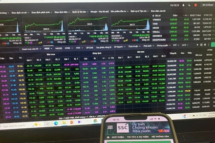 Thị trường chứng khoán Việt Nam đã trở thành kênh dẫn vốn trung và dài hạn quan trọng cho nền kinh tế.