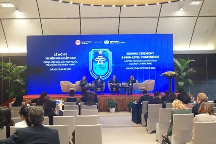 Sự kiện bên lề với chủ đề “Chia sẻ kinh nghiệm điều tra, thu thập chứng cứ điện tử trong các vụ việc liên quan đến tài sản ảo và rửa tiền”. (Ảnh: Trung Hưng)