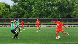 Đội tuyển nữ Việt Nam thi đấu trước câu lạc bộ Iga Kunoichi Mie. (Ảnh: VFF)