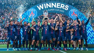 Các cầu thủ PSG ăn mừng Siêu cúp châu Âu 2025. (Ảnh: PSG)
