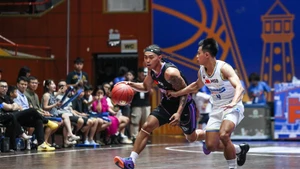 Hanoi Buffaloes vượt qua Ho Chi Minh City Wings với tỷ số 110-60. (Ảnh: VBA)