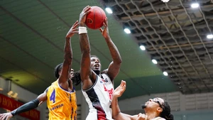 Saigon Heat giành chiến thắng trước Nha Trang Dolphins với tỷ số 91-88. (Ảnh: VBA)