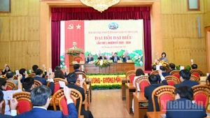 Đại hội thông qua dự thảo Chương trình, Quy chế làm việc, Nội dung của Đại hội.
