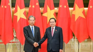Chủ tịch Quốc hội Trần Thanh Mẫn và Ủy viên trưởng Nhân đại toàn quốc Trung Quốc Triệu Lạc Tế.