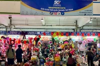 Thu ngân sách Nhà nước đầy đủ, đáp ứng kịp thời nhu cầu chi cho các hoạt động kinh tế-xã hội thiết yếu.