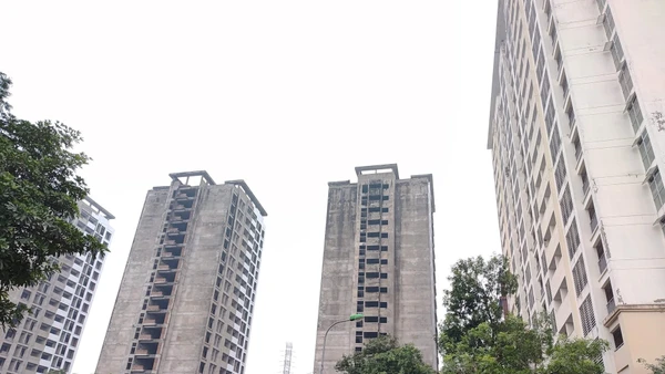 Một dự án nhà ở xã hội tại Khu đô thị Pháp Vân-Tứ Hiệp (Hà Nội) bị chậm tiến độ.