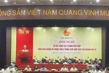 Quảng cảnh hội nghị.