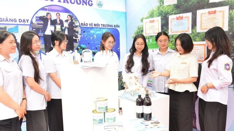 Hải Phòng đặt mục tiêu 50% học sinh THPT được định hướng khởi nghiệp đến năm 2030