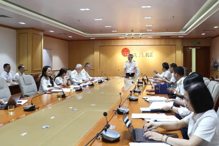 Quang cảnh cuộc họp