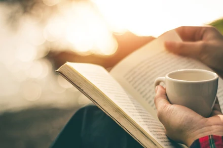 [Thơ] Ngày nghĩ vụn