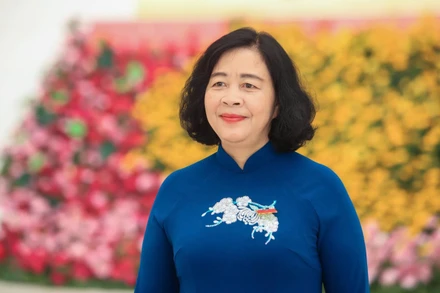 Phát huy quyền làm chủ của nhân dân trong tham gia xây dựng và hoàn thiện thể chế, tăng cường khối đại đoàn kết toàn dân tộc