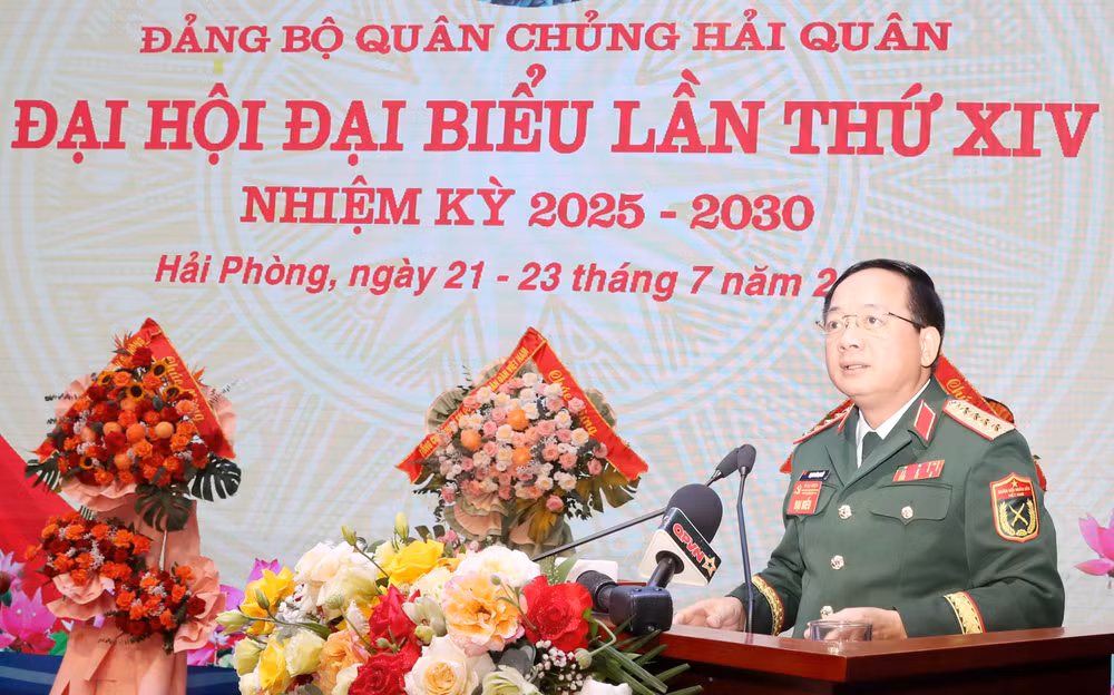 ad0i6604.jpg