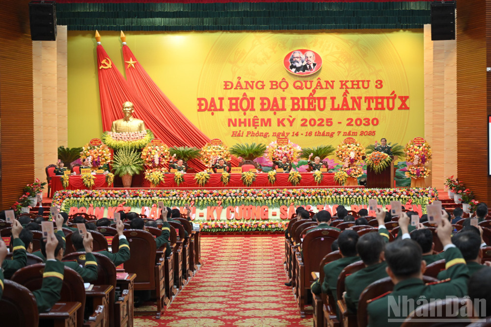 Quang cảnh đại hội. ndo_br_dai-hoi-quan-khu-3-ngay-15-5837.jpg
