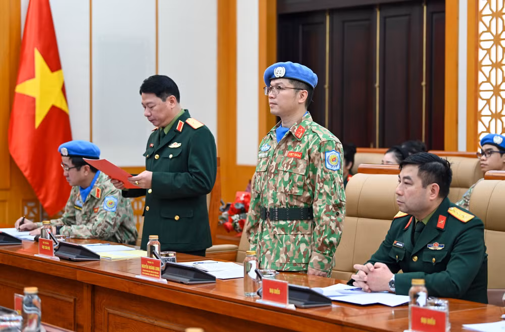 gin-giu-hoa-binh-9.jpg