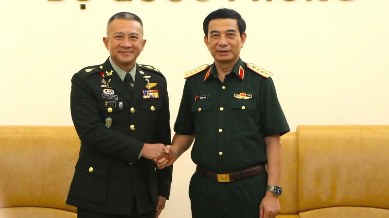 Bộ trưởng Phan Văn Giang tiếp Đại tướng Songwit Noonpackdee.