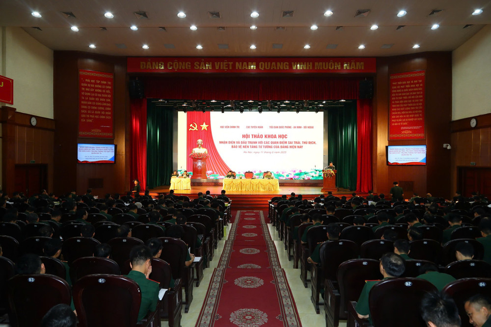 Toàn cảnh hội thảo. img-20250611-132340.jpg