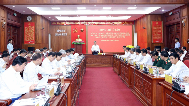 Tổng Bí thư Tô Lâm chủ trì buổi làm việc. (Ảnh: Thống Nhất/TTXVN) 33333-1237.jpg