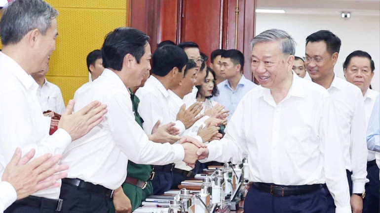 Tổng Bí thư Tô Lâm và các đại biểu. (Ảnh: Thống Nhất/TTXVN) 111-677.jpg