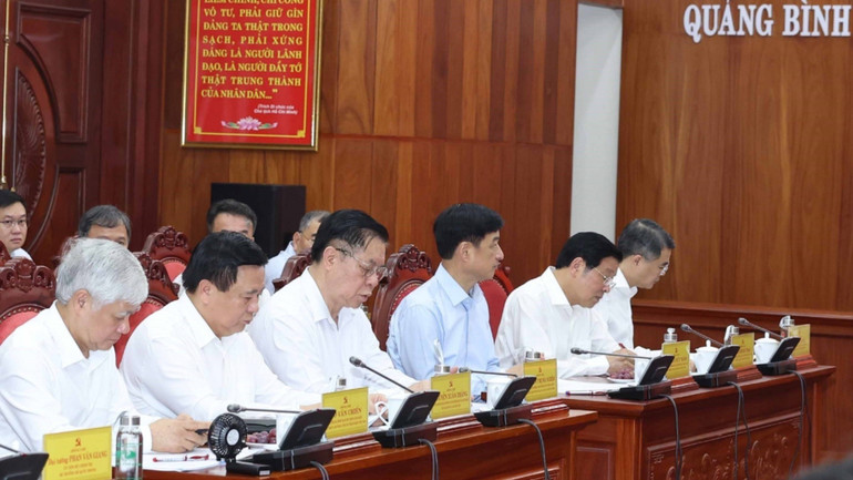 Các đại biểu tham dự buổi làm việc. (Ảnh: Thống Nhất/TTXVN) 888888-7750.jpg