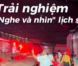 Trải nghiệm "nghe và nhìn" lịch sử tại không gian “95 năm Cờ Đảng soi đường”