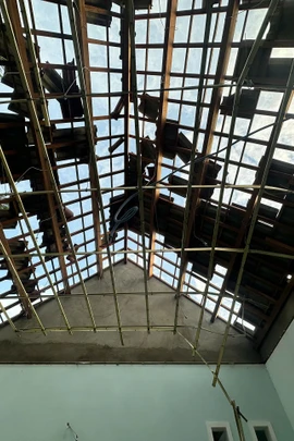 Khu dân cư ở phường ven biển Đắk Lắk tan hoang sau bão số 13