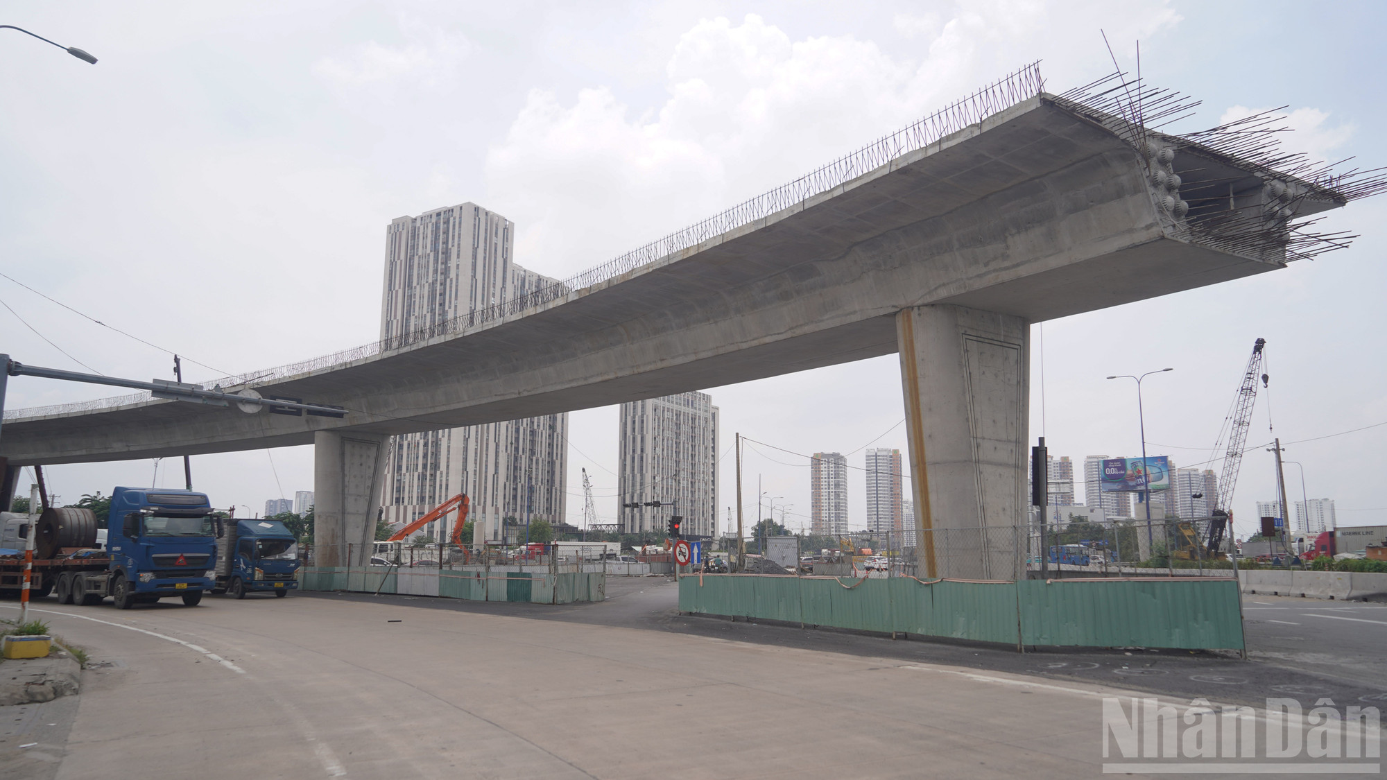 ホーチミン市建設局によると、HC1-C2地下道(パッケージXL6)は2023年3月に着工したが、現時点では工事量は70%にしか達していない。 ndo_br_03-2.jpg