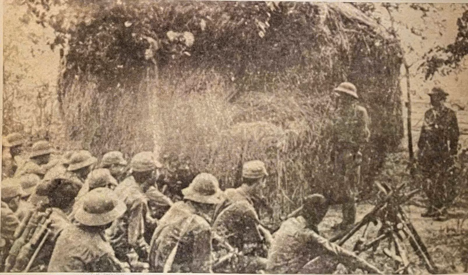mot-don-vi-thuoc-tieu-doan-1-long-an-trien-khai-tac-chien-tai-campuchia.jpg