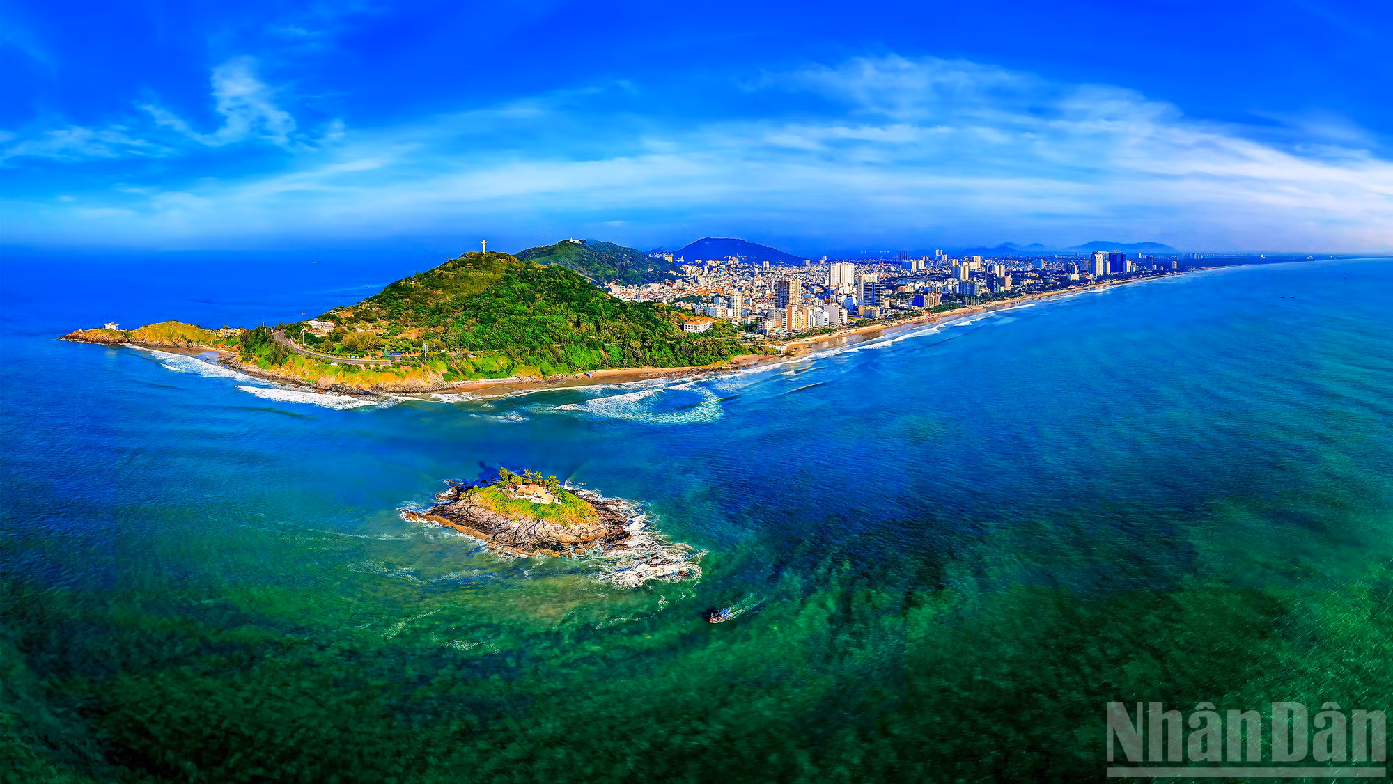Vũng Tàu lần đầu tiên được World Travel Awards vinh danh ở hạng mục “Điểm đến nghỉ dưỡng ven biển hàng đầu châu Á 2025”. Giải thưởng, được ví như Giải Oscar của ngành du lịch.
