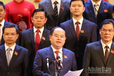 Bí thư Tỉnh ủy Cao Bằng Quản Minh Cường thay mặt Ban Chấp hành Đảng bộ tỉnh khóa XX cảm ơn các đại biểu đã tin tưởng, giao trọng trách.