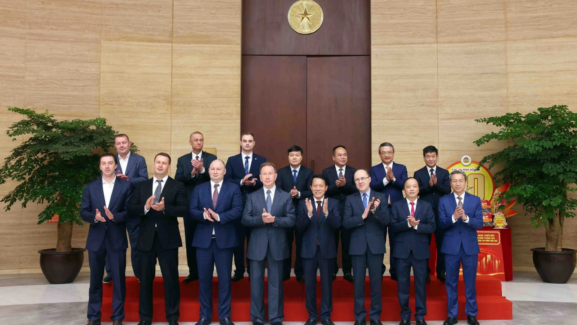 Việt Nam - Nga tăng cường hợp tác an ninh, ký kết chương trình hành động chung 2026-2028