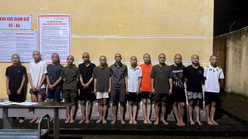 Nhóm đối tượng tại cơ quan Công an.