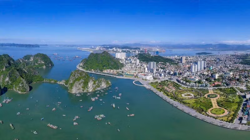 Quảng Ninh vươn lên trở thành cực tăng trưởng toàn diện của khu vực phía bắc.